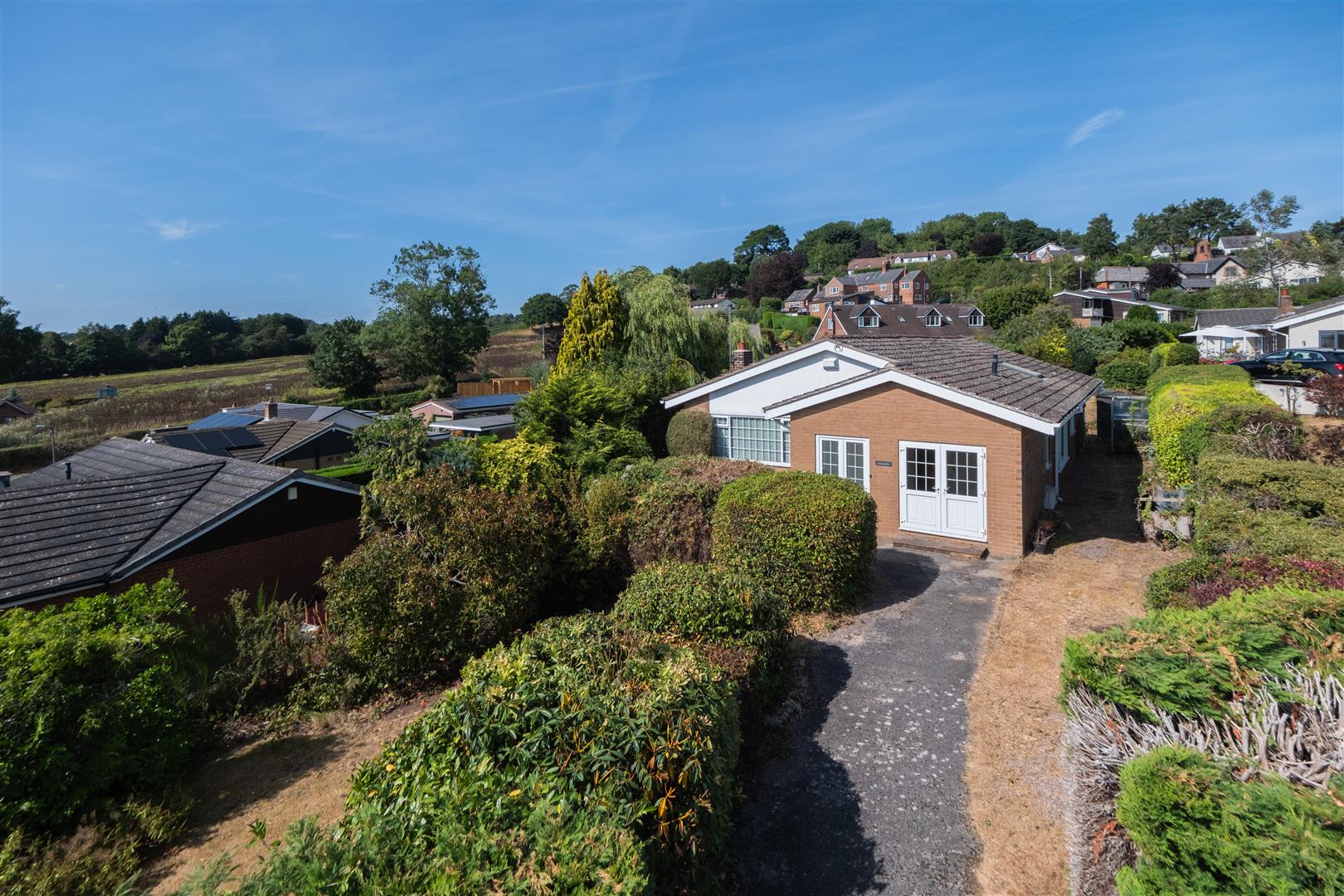 3 bedroom Detached Bungalow for Sale in Utkinton